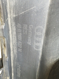 AA045518; Бампер передний; под паркт.; под омыват. (4L0 807 437 H) для Audi Q7 I рест. (2010-2015)/БУ; Оригинал; Р1, Мелкий дефект; 