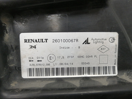 AA019575; Фара галоген правая, светлый отражатель (260100067R) для Renault Duster I (2011-2015)/БУ; Оригинал; Р1, Мелкий дефект; 