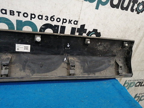 Фотография детали AA035341; Накладка на дверь нижняя, передняя правая (75073-42040) для Toyota Rav4 50 (2019 -н.в.)/БУ; Оригинал; Р1, Мелкий дефект; . Фото номер 6