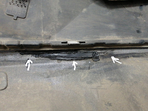 Фотография детали AA030128; Бампер задний; под паркт. (31290919) для Volvo V40 II (2012-2016)/БУ; Оригинал; Р1, Мелкий дефект; . Фото номер 15