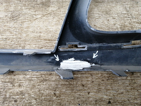 Фотография детали AA024127; Бампер передний; без паркт.; под омыват. (620221946R) для Renault Scenic III (2009-2012)/БУ; Оригинал; Р1, Мелкий дефект; . Фото номер 12