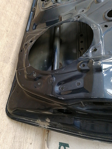 Фотография детали AA042125; Дверь передняя левая (67002-33200) для Toyota Camry/БУ; Оригинал; Р2, Удовлетворительное; . Фото номер 18