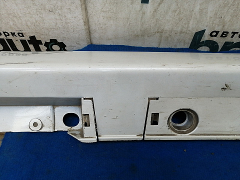 Фотография детали AA031727; Накладка порога правая, пластик (75850-47010) для Toyota Prius/БУ; Оригинал; Р1, Мелкий дефект; . Фото номер 13