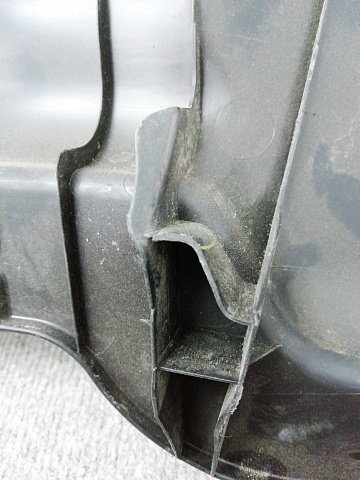 Фотография детали AA003571; Накладка задней панели внутренняя, пластик (BBP26889X) для Mazda 3 BL/БУ; Оригинал; Р0, Хорошее; . Фото номер 9
