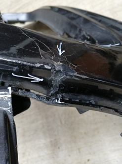 AA045531; Бампер передний; под паркт.; под омыват. (4L0 807 437 H) для Audi Q7 I рест. (2010-2015)/БУ; Оригинал; Р1, Мелкий дефект; 