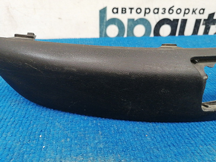 AA037426; Молдинг переднего бампера правый; под омыват. (1K0807718C) для Volkswagen Golf/БУ; Оригинал; Р1, Мелкий дефект; 