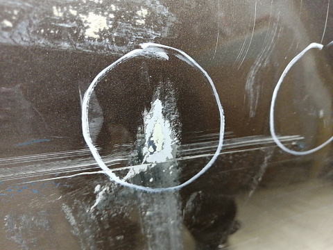 Фотография детали AA044938; Дверь передняя правая (6800165844) для Suzuki Grand Vitara/БУ; Оригинал; Р2, Удовлетворительное; . Фото номер 10