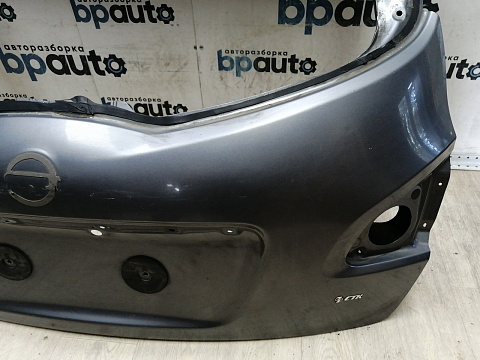 Фотография детали AA044910; Крышка багажника (K0100EY1MA) для Nissan Qashqai/БУ; Оригинал; Р2, Удовлетворительное; . Фото номер 9