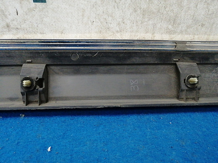 AA032067; Накладка на дверь передняя левая, молдинг (75072-33090) для Lexus ES V рест. (2009- 2012)/БУ; Оригинал; Р1, Мелкий дефект; 