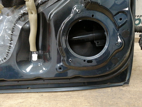 Фотография детали AA041774; Дверь передняя левая (H010A-1KLMA) для Nissan Juke/БУ; Оригинал; Р1, Мелкий дефект; . Фото номер 17