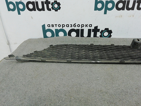 Фотография детали AA008509; Решетка переднего бампера (6402A037) для Mitsubishi Outlander II XL (2005-2009)/БУ; Оригинал; Р1, Мелкий дефект; . Фото номер 5