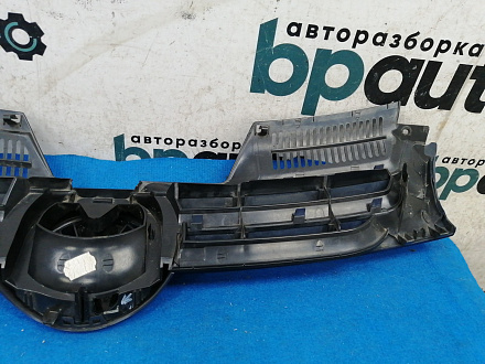 Решетка радиатора Фольксваген Golf V Wagon 2003- 2008, б/у, фото 10