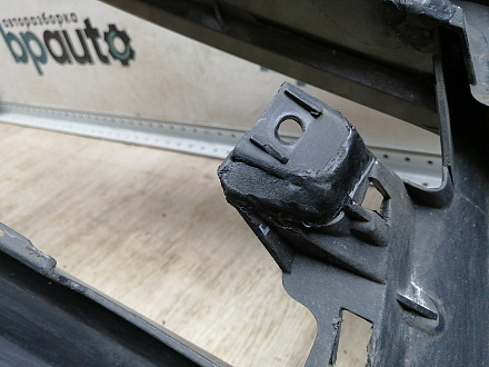 AA045534; Бампер передний; под паркт.; под омыват. (4L0 807 437 H) для Audi Q7 I рест. (2010-2015)/БУ; Оригинал; Р1, Мелкий дефект; 