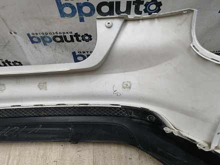 AA046063; Бампер задний; без паркт. (BM51-A17906-AGW) для Ford Focus III Hatchback (2011- 2015)/БУ; Оригинал; Р1, Мелкий дефект; 