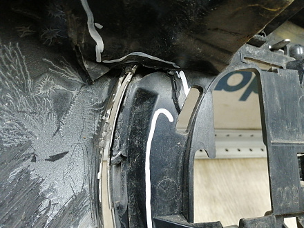 AA044864; Бампер передний; без паркт.; под омыват. (9674576177) для Peugeot 308 I рест. (2011-2015)/БУ; Оригинал; Р1, Мелкий дефект; 