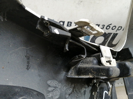 AA044864; Бампер передний; без паркт.; под омыват. (9674576177) для Peugeot 308 I рест. (2011-2015)/БУ; Оригинал; Р1, Мелкий дефект; 