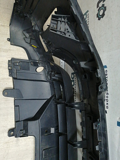 AA046068; Бампер передний; под паркт.; под омыват. (HY32-17F003-AAW) для Land Rover Discovery V L462 (2017 - 2020)/БУ; Оригинал; Р1, Мелкий дефект; 