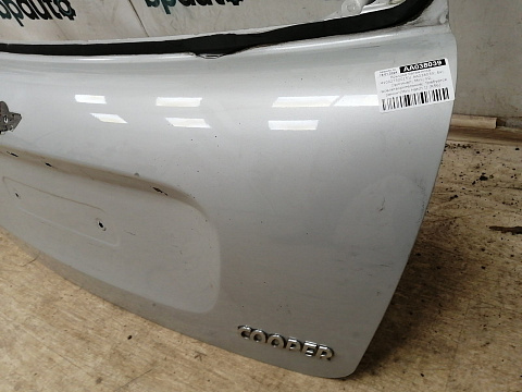 Фотография детали AA038039; Крышка багажника (41002752015) для Mini Hatch R56/БУ; Оригинал; Р2, Удовлетворительное; . Фото номер 10