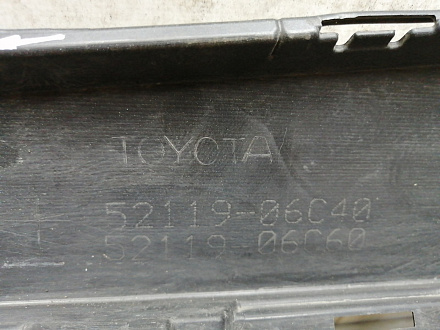 BA000120; Бампер передний; под паркт.; под омыват. (52119-06C40) для Toyota Camry/БУ; Оригинал; Р1, Мелкий дефект; 