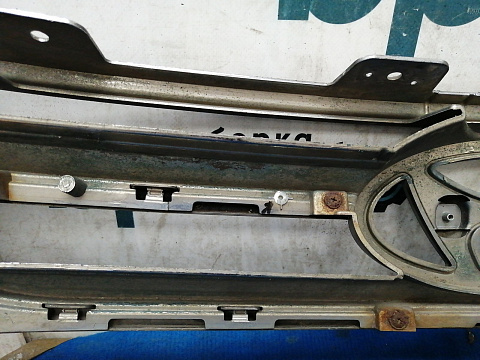 Фотография детали AA030379; Решетка радиатора (86351-2W050) для Hyundai Santa Fe III (2012 - 2015)/БУ; Оригинал; Р2, Удовлетворительное; . Фото номер 20