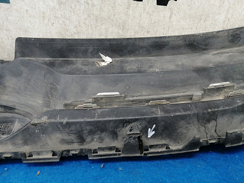 Фотография детали AA032233; Решетка радиатора (AM21-R8200-B) для Ford C-MAX II (2010-2015)/БУ; Оригинал; Р1, Мелкий дефект; . Фото номер 9
