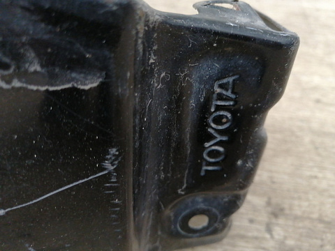 Фотография детали AA031611; Крыло переднее правое (53801-60B80) для Toyota Land Cruiser 200 (2008 — 2012)/БУ; Оригинал; Р3, Под восстановление; . Фото номер 10