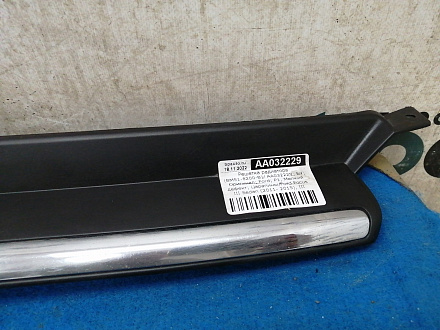AA032229; Решетка радиатора (BM51-8200-B) для Ford Focus/БУ; Оригинал; Р1, Мелкий дефект; 