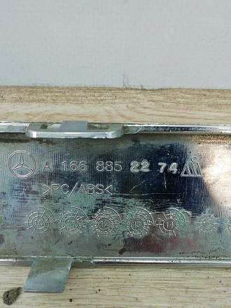 Накладка юбки заднего бампера верхняя хром Мерседес Бенц M-klasse III W166 2011-2015, б/у, фото 14