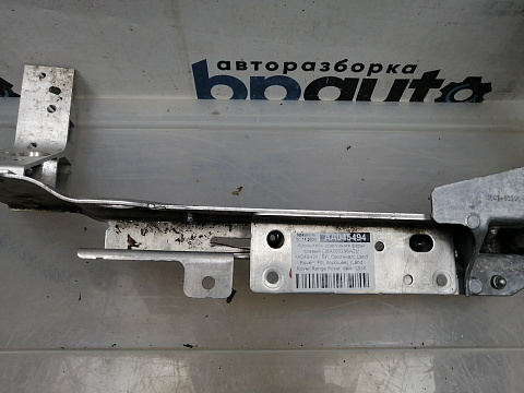 Фотография детали AA045494; Кронштейн крепления фары правый (J8A200296АC) для Land Rover Range Rover Velar L560 (2017 - 2023)/БУ; Оригинал; Р0, Хорошее; . Фото номер 9