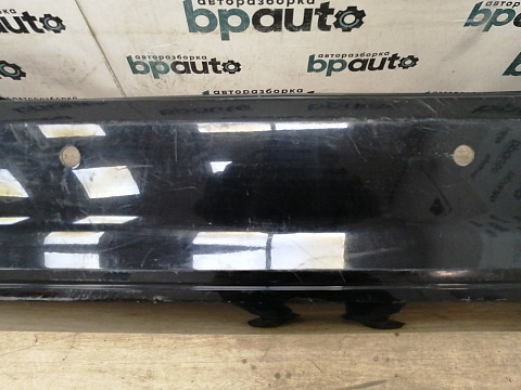 Фотография детали AA038259; Бампер задний; под паркт. (8M51-F17906-ACW) для Ford Focus II Sedan рест. (2007- 2011)/БУ; Оригинал; Р1, Мелкий дефект; . Фото номер 4