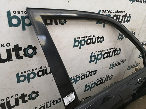 Фотография детали AA036836; Дверь передняя правая (6800165844) для Suzuki Grand Vitara/БУ; Оригинал; Р1, Мелкий дефект; . Фото номер 2