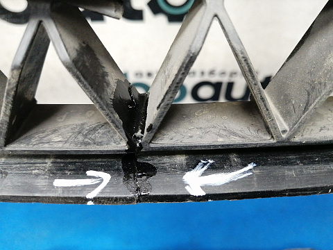 Фотография детали AA028882; Передняя панель (6RU805588F) для Volkswagen Polo/БУ; Оригинал; Р2, Удовлетворительное; . Фото номер 10