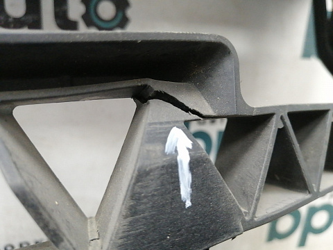 Фотография детали AA028882; Передняя панель (6RU805588F) для Volkswagen Polo/БУ; Оригинал; Р2, Удовлетворительное; . Фото номер 11