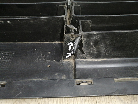 Фотография детали AA045451; Решетка переднего бампера (86522-3J200) для Hyundai IX55 (2008-2013)/БУ; Оригинал; Р1, Мелкий дефект; . Фото номер 14