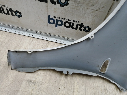 AA046316; Крыло переднее правое (13302208) для Opel Astra/БУ; Оригинал; Р2, Удовлетворительное; 