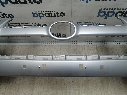 AA045778; Бампер передний; без паркт.; под омыват. (52119-42730) для Toyota Rav4 30 рест. V 2.4 (2009 - 2010)/БУ; Оригинал; Р1, Мелкий дефект; 