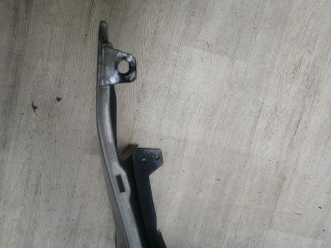 Фотография детали AA046195; Бампер передний; без паркт.; без омыват. (52119-05170) для Toyota Avensis/БУ; Оригинал; Р1, Мелкий дефект; . Фото номер 7