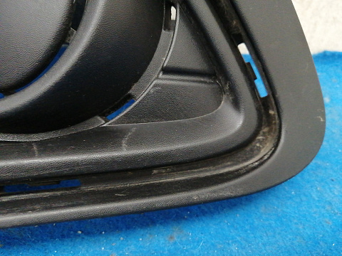 Фотография детали AA032362; Заглушка ПТФ левая (263363542R) для Renault Logan II (2013-2018)/БУ; Оригинал; Р0, Хорошее; . Фото номер 3