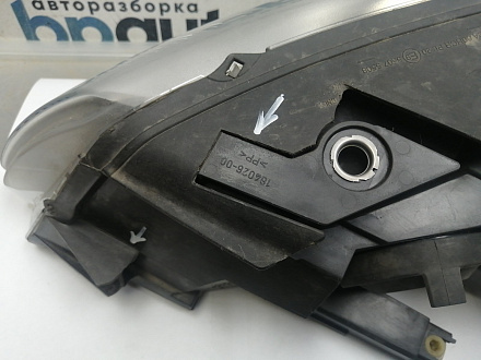 AA046038; Фара галоген правая (3C0941006 AB) для Volkswagen Passat/БУ; Оригинал; Р1, Мелкий дефект; 