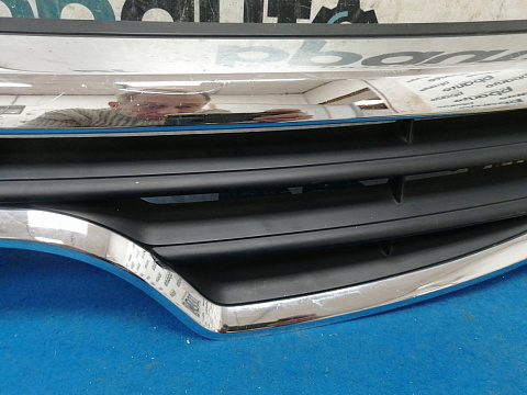 Фотография детали AA033958; Решетка радиатора (86361-3J201) для Hyundai IX55 (2008-2013)/БУ; Оригинал; Р1, Мелкий дефект; . Фото номер 3