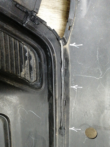 Фотография детали AA044953; Бампер задний; под паркт. (6410D906ZZ) для Mitsubishi ASX I рест.3 (2020- 2024)/БУ; Оригинал; Р2, Удовлетворительное; . Фото номер 34