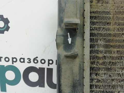 Фотография детали AA009179; Радиатор охлаждения, v 3.0 (1350A050) для Mitsubishi Outlander/БУ; Оригинал; Р2, Удовлетворительное; . Фото номер 3