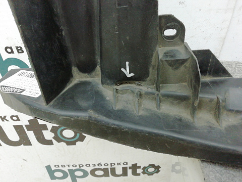 Фотография детали AA009930; Усилитель переднего бампера нижний, пластик (D01N500S1) для Mazda 2 DE DE2/БУ; Оригинал; Р1, Мелкий дефект; . Фото номер 3
