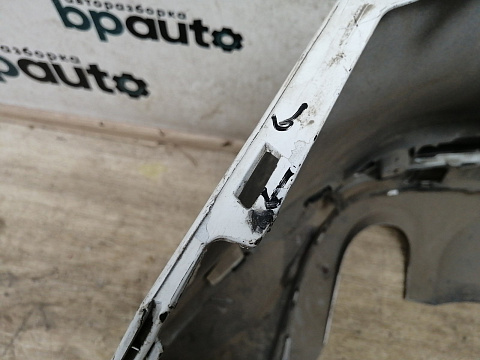 Фотография детали AA030128; Бампер задний; под паркт. (31290919) для Volvo V40 II (2012-2016)/БУ; Оригинал; Р1, Мелкий дефект; . Фото номер 10
