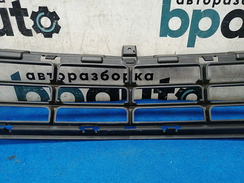 Фотография детали AA028254; Решетка переднего бампера (95080698) для Opel Mokka (2012 - 2015)/БУ; Оригинал; Р1, Мелкий дефект; . Фото номер 8