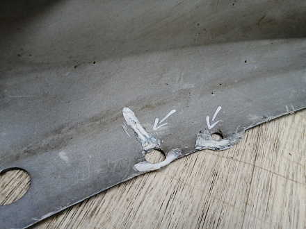 AA044665; Бампер передний; без паркт.; без омыват. (BS71-17757-A) для Ford Mondeo/БУ; Оригинал; Р1, Мелкий дефект; 