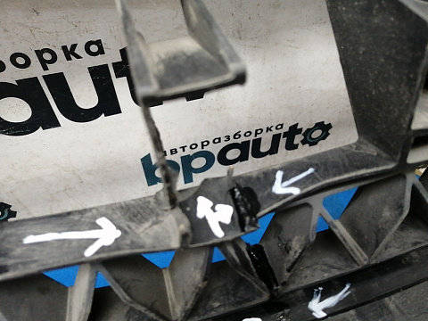 Фотография детали AA028882; Передняя панель (6RU805588F) для Volkswagen Polo/БУ; Оригинал; Р2, Удовлетворительное; . Фото номер 9