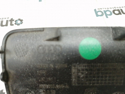 AA029565; Заглушка букс. крюка юбки заднего бампера левая (8U0 807 441 A) для Audi Q3 I (2011-2014)/БУ; Оригинал; Р0, Хорошее; 