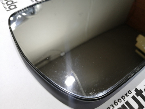 Фотография детали AA045089; Зеркальный элемент правый (87931-28A60) для Toyota Highlander II рест. (2010 - 2013)/БУ; Оригинал; Р1, Мелкий дефект; . Фото номер 3