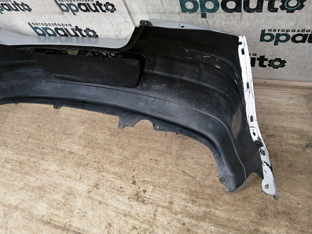 AA036121; Бампер задний; под паркт. (85022-EM00H) для Nissan Tiida/БУ; Оригинал; Р1, Мелкий дефект; 